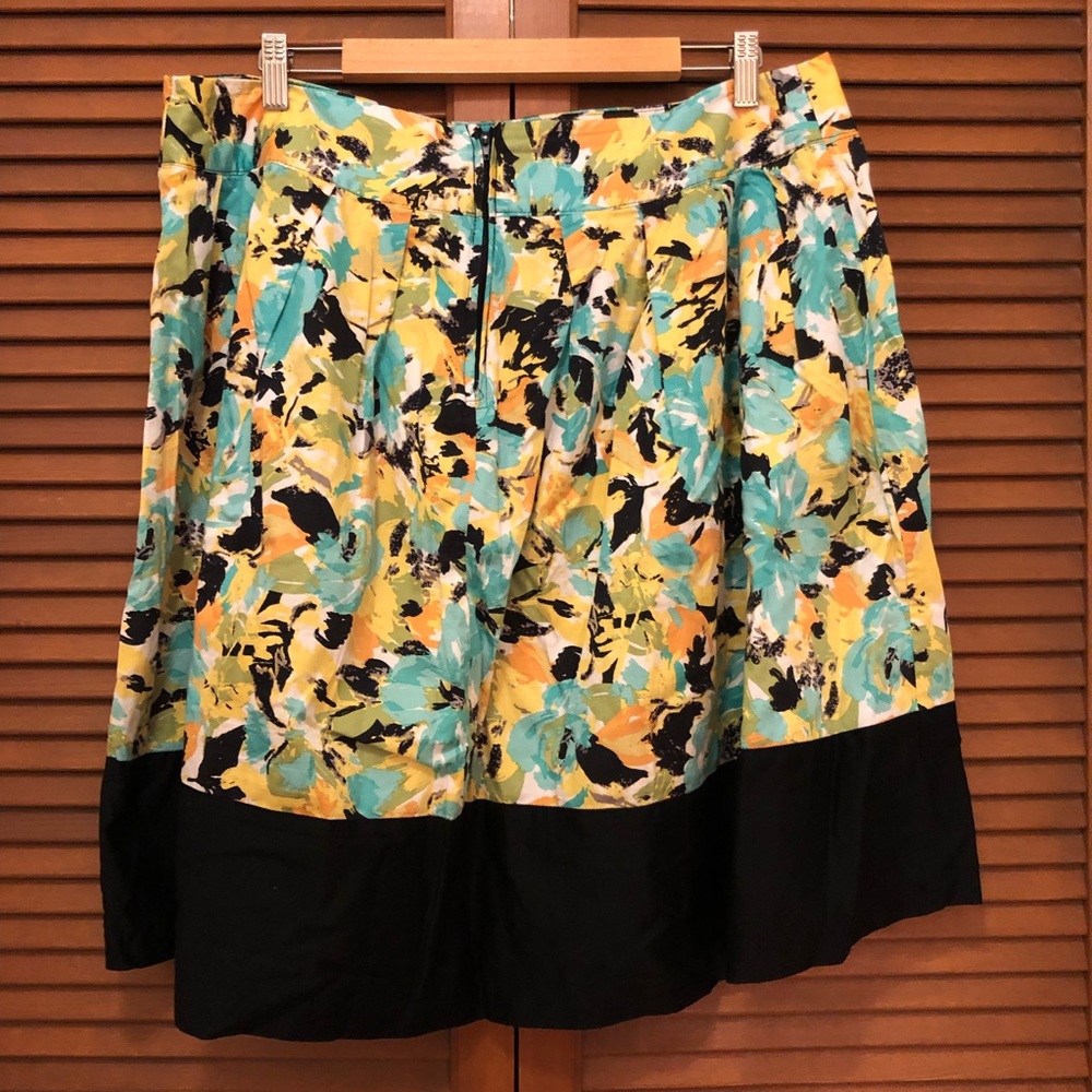 Ashley Stewart plus size brushed floral skirt 16 - Picture 4 of 6